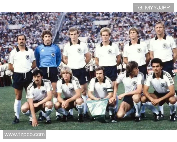 足球梦之队传奇球星回顾与巅峰时刻:不朽的荣耀与传世风采